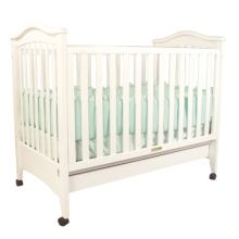 Jeanie crib with drawer